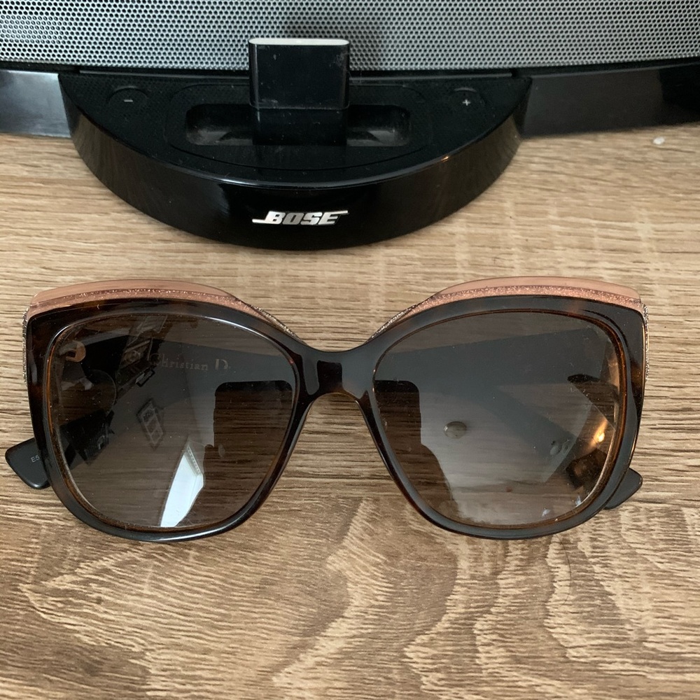 Christian Dior sunglasses 🕶